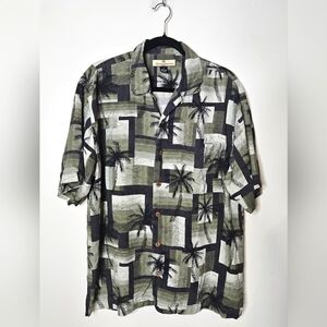 Tommy Bahama 100%‎ Silk Mens Medium Tropical Print Hawaiian Shirt Green Black